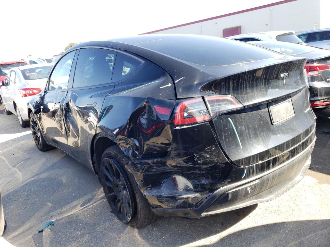 2022 TESLA MODEL Y - Image 2