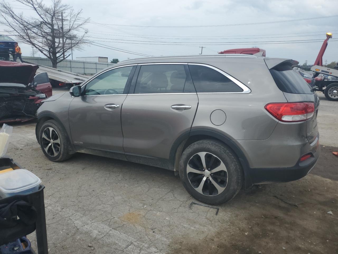 2016 KIA SORENTO EX - Image 2