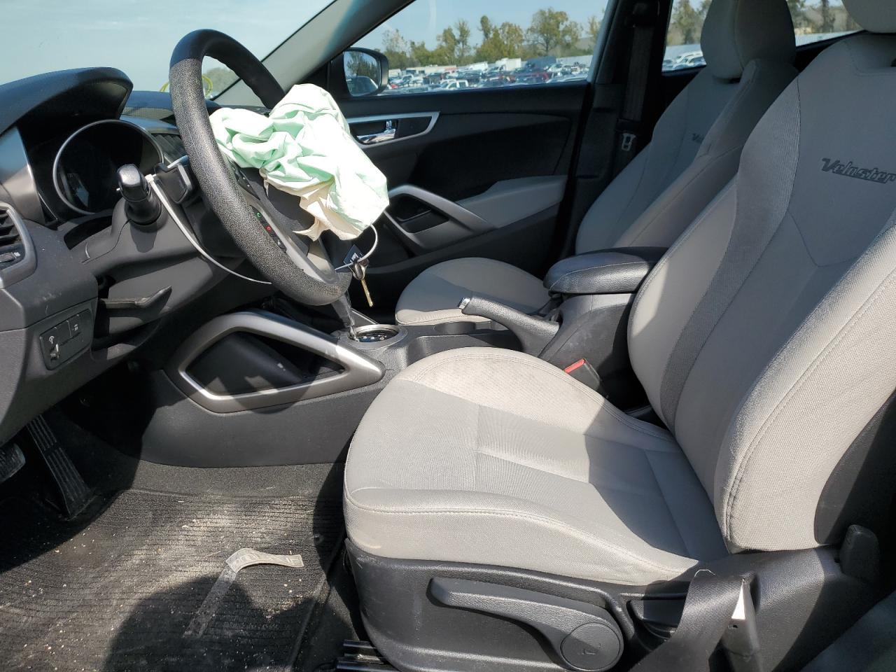 2013 HYUNDAI VELOSTER - Фото 7