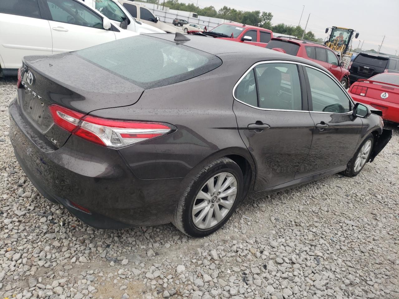 2020 TOYOTA CAMRY LE - Image 3