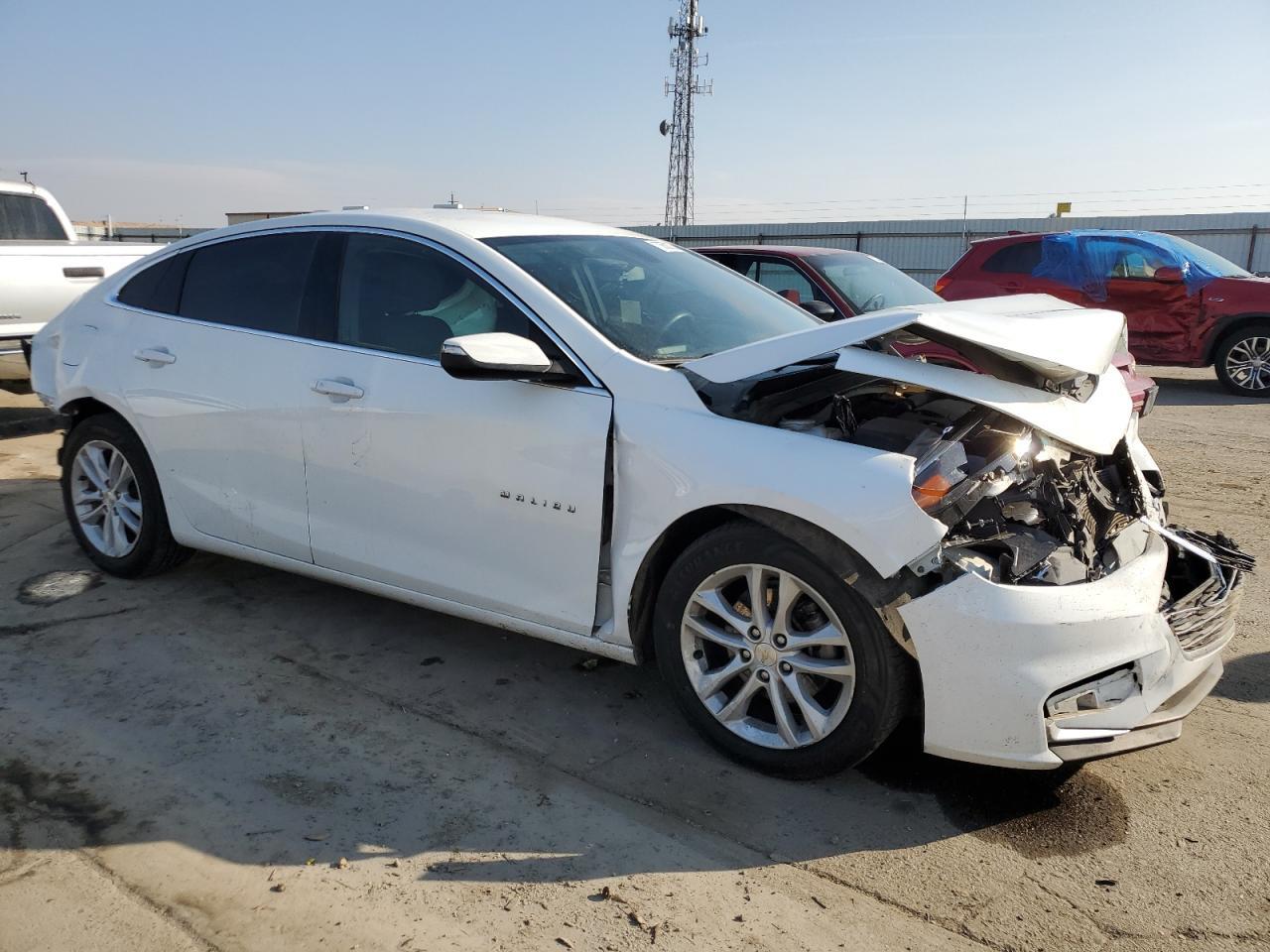 2017 CHEVROLET MALIBU LT - Image 4