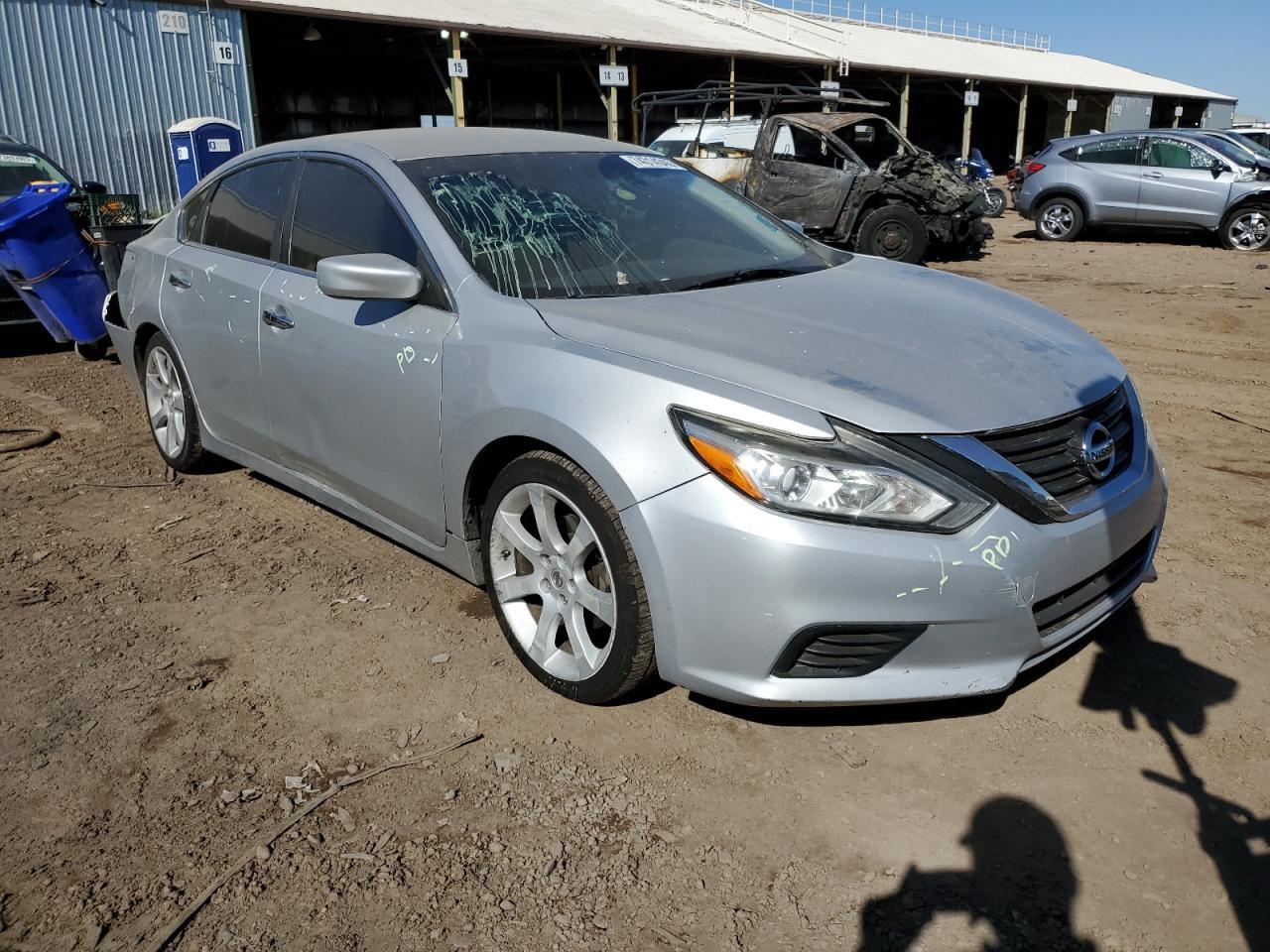 2016 NISSAN ALTIMA 2.5 - Фото 4