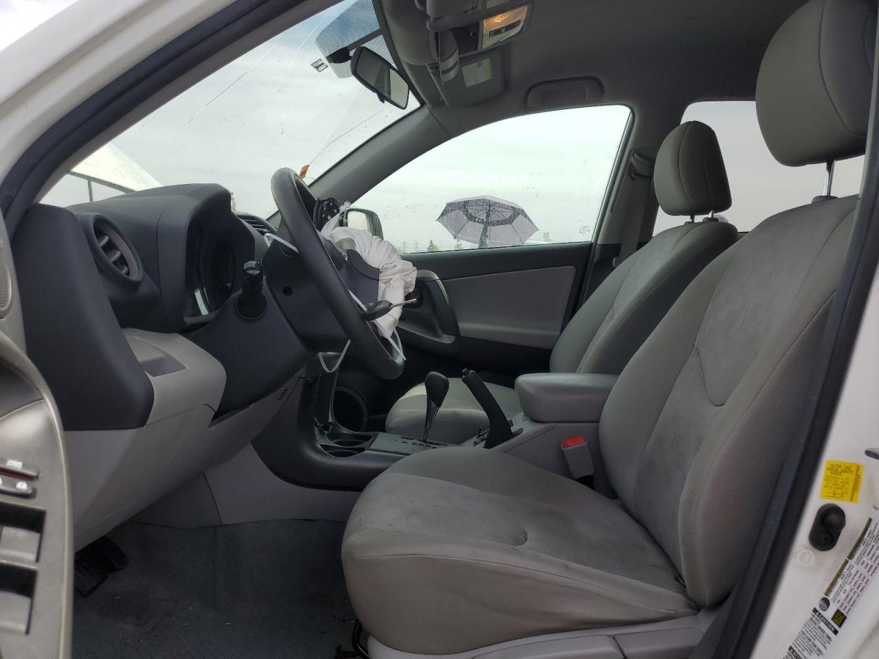 2011 TOYOTA RAV4 - Image 7