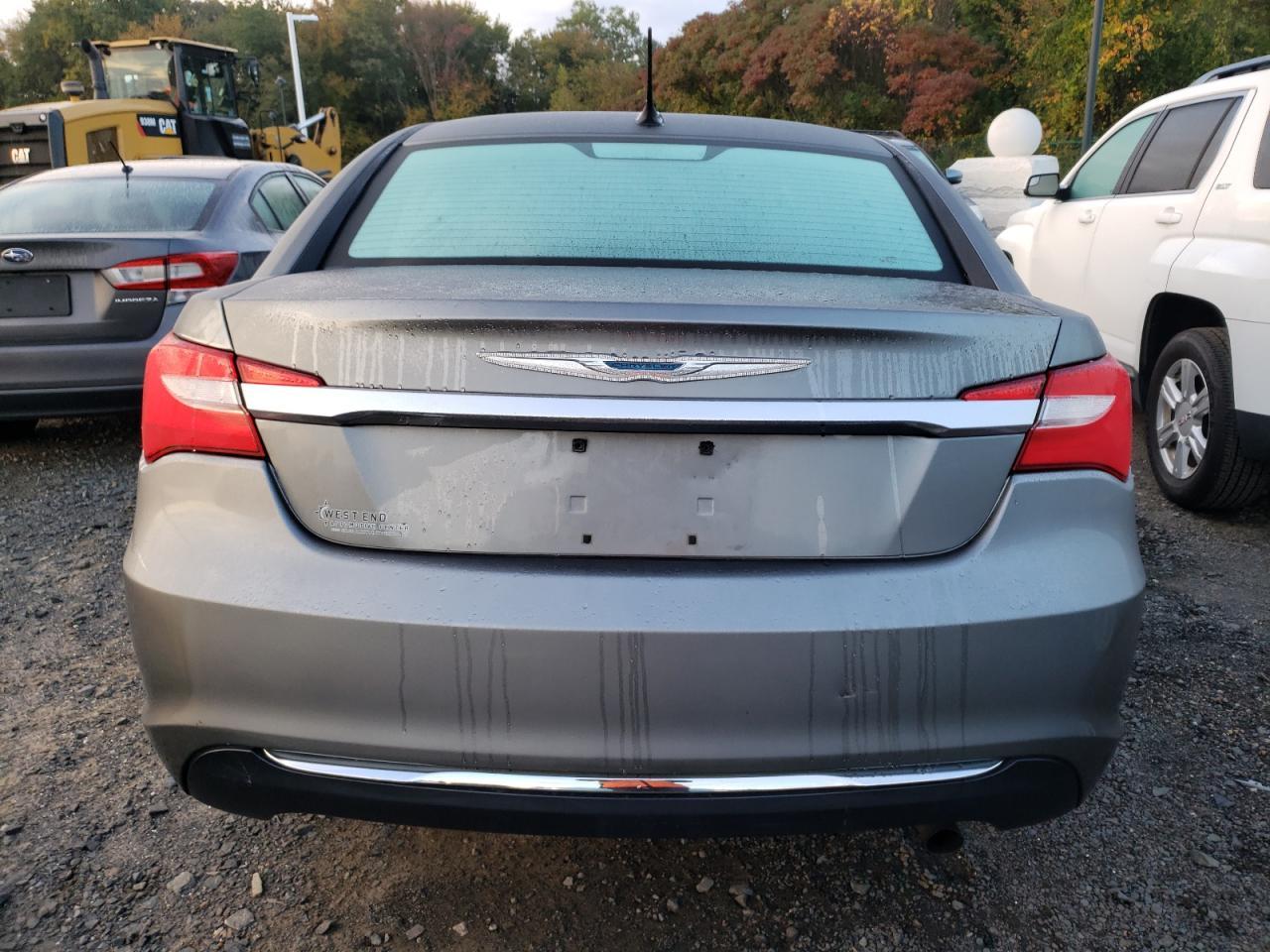 2013 CHRYSLER 200 LX - Фото 6