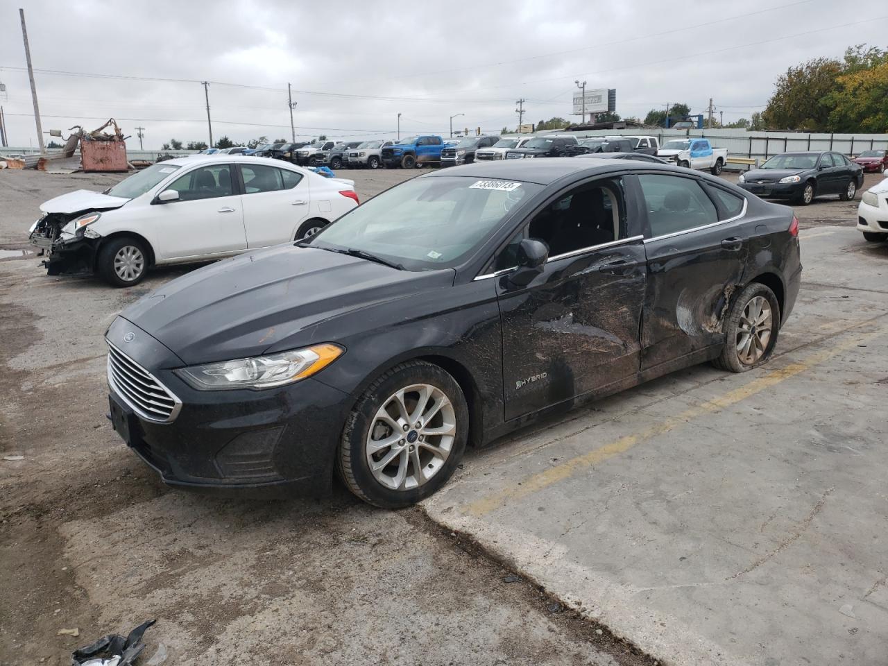 2019 FORD FUSION SE car image