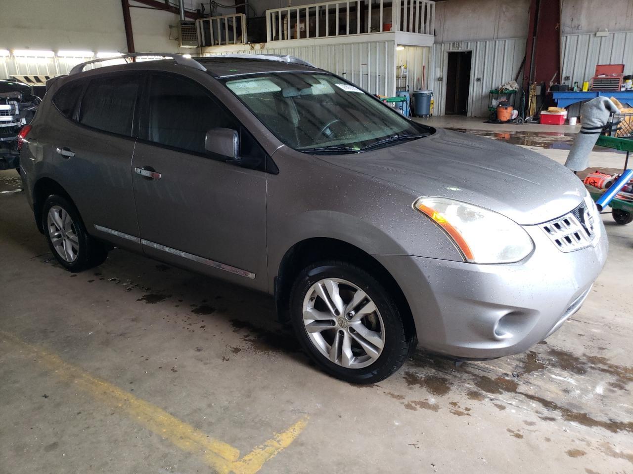 2013 NISSAN ROGUE S - Image 4