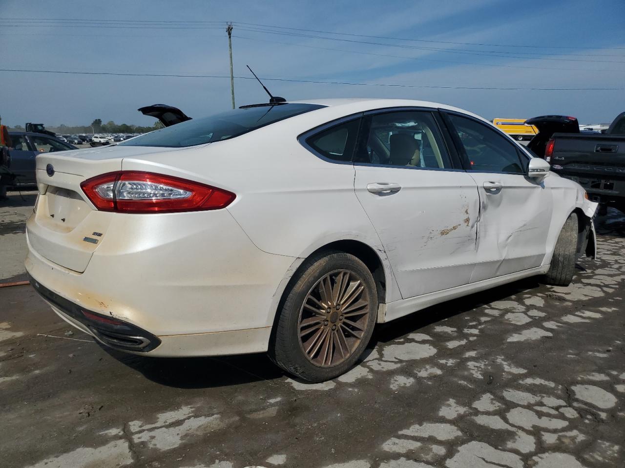 2014 FORD FUSION SE - Фото 3