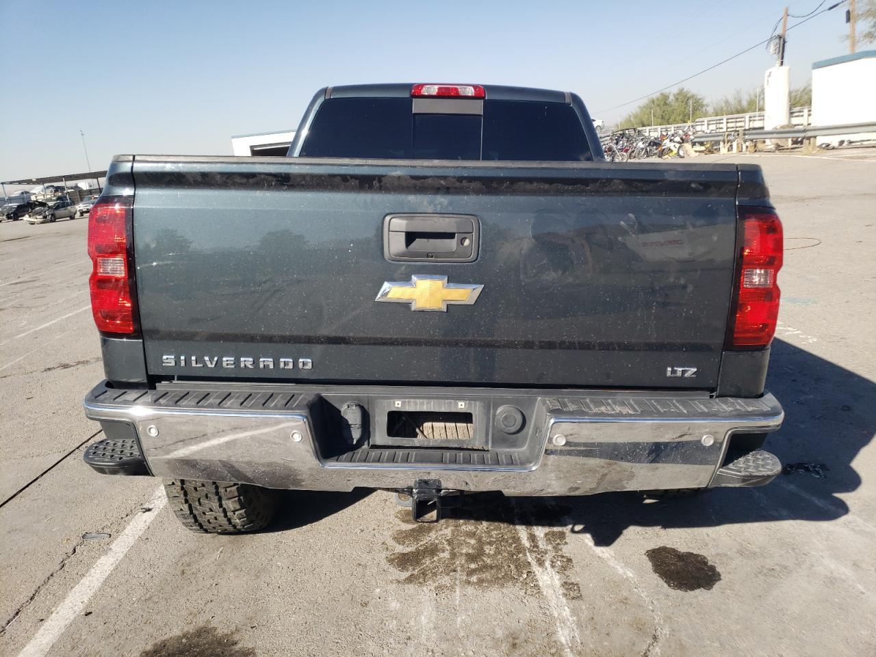 2017 CHEVROLET SILVERADO - Image 6