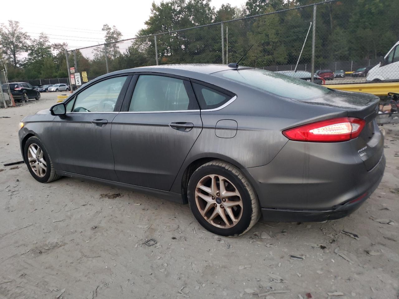 2014 FORD FUSION SE - Image 2