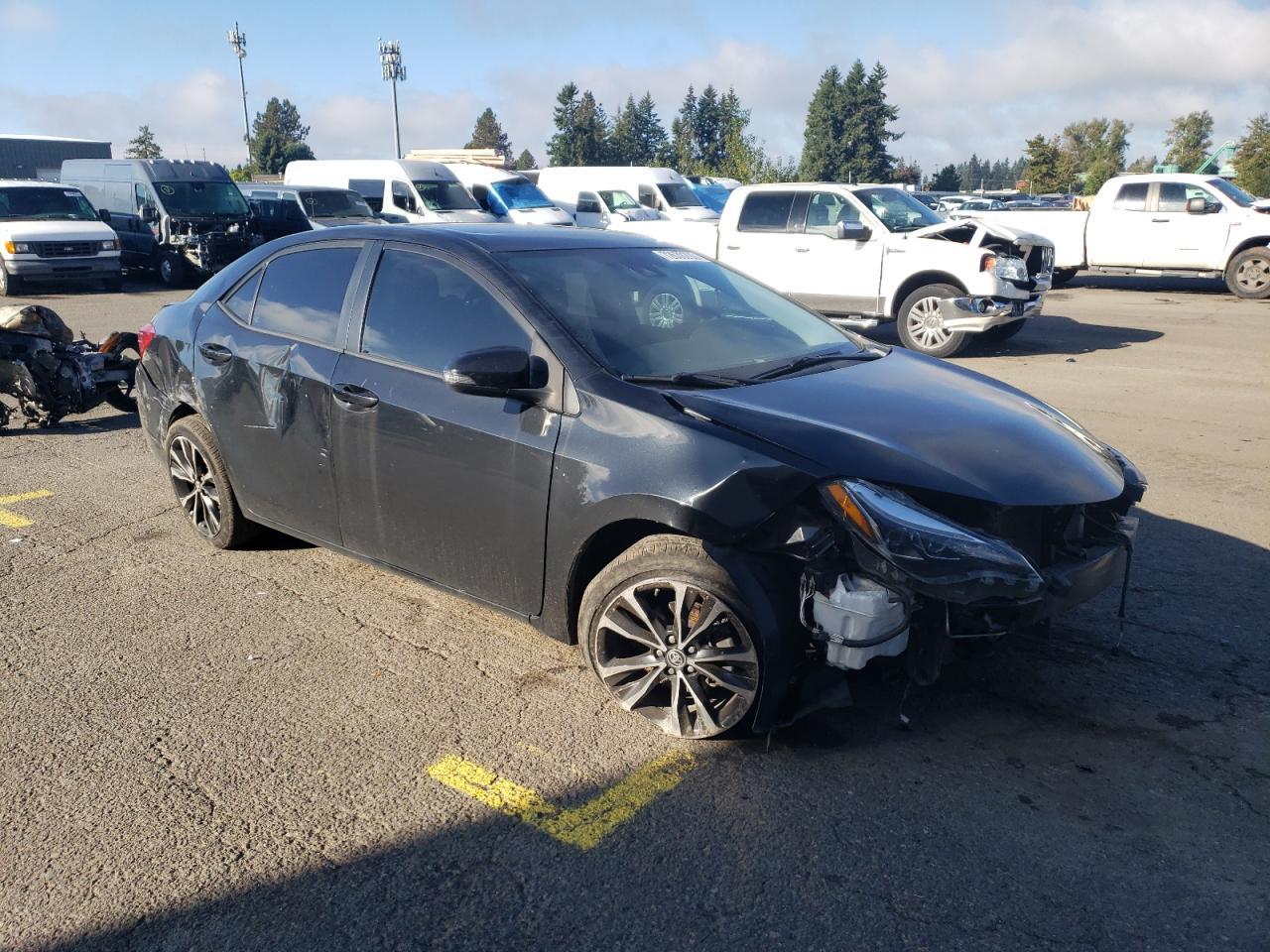 2019 TOYOTA COROLLA L - Фото 4