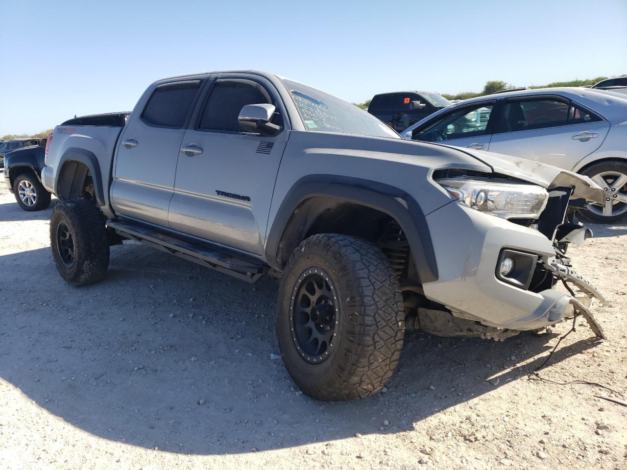 2019 TOYOTA TACOMA DOU - Image 4