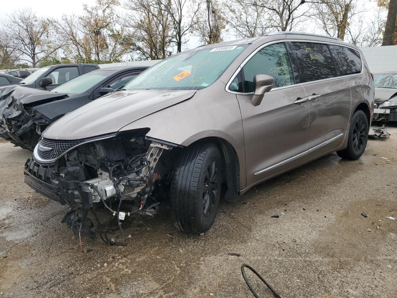 2018 CHRYSLER PACIFICA T car image