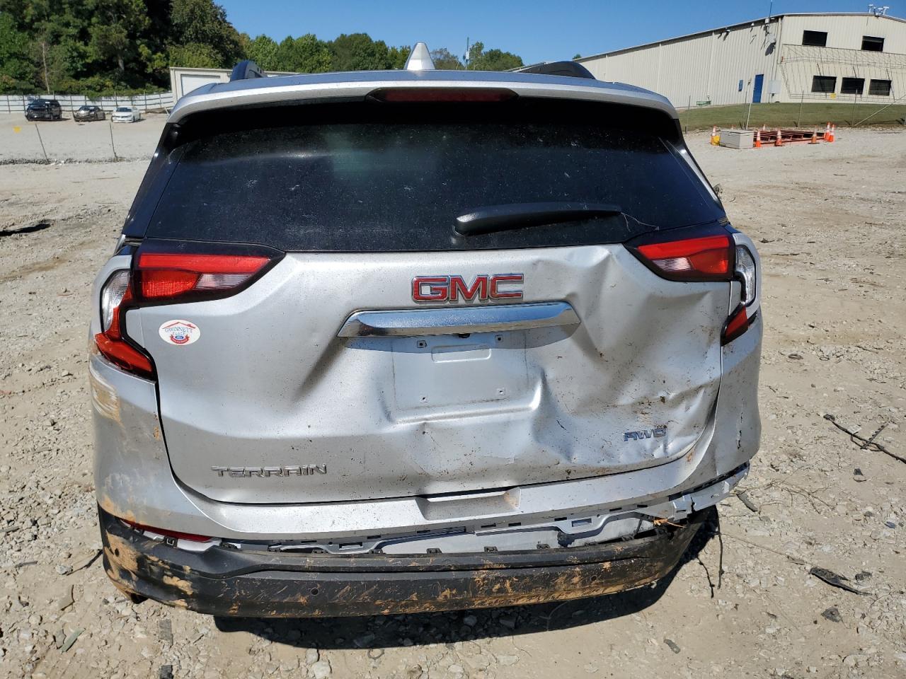 2018 GMC TERRAIN SL - Image 6