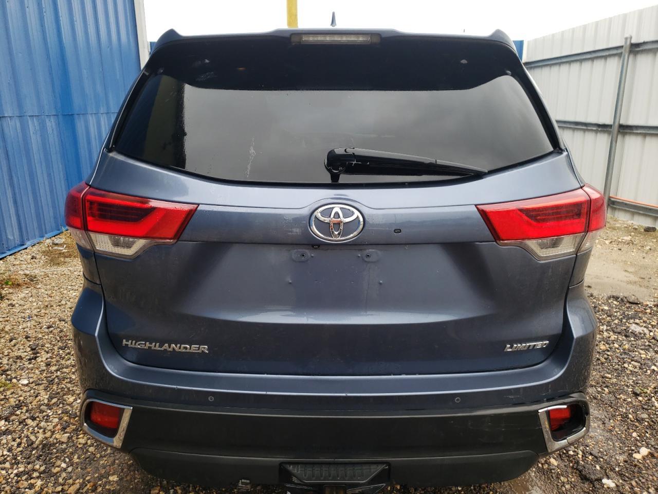 2018 TOYOTA HIGHLANDER - Image 6