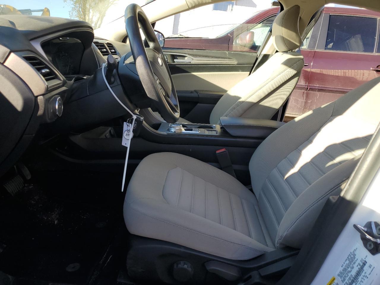 2017 FORD FUSION S - Image 7