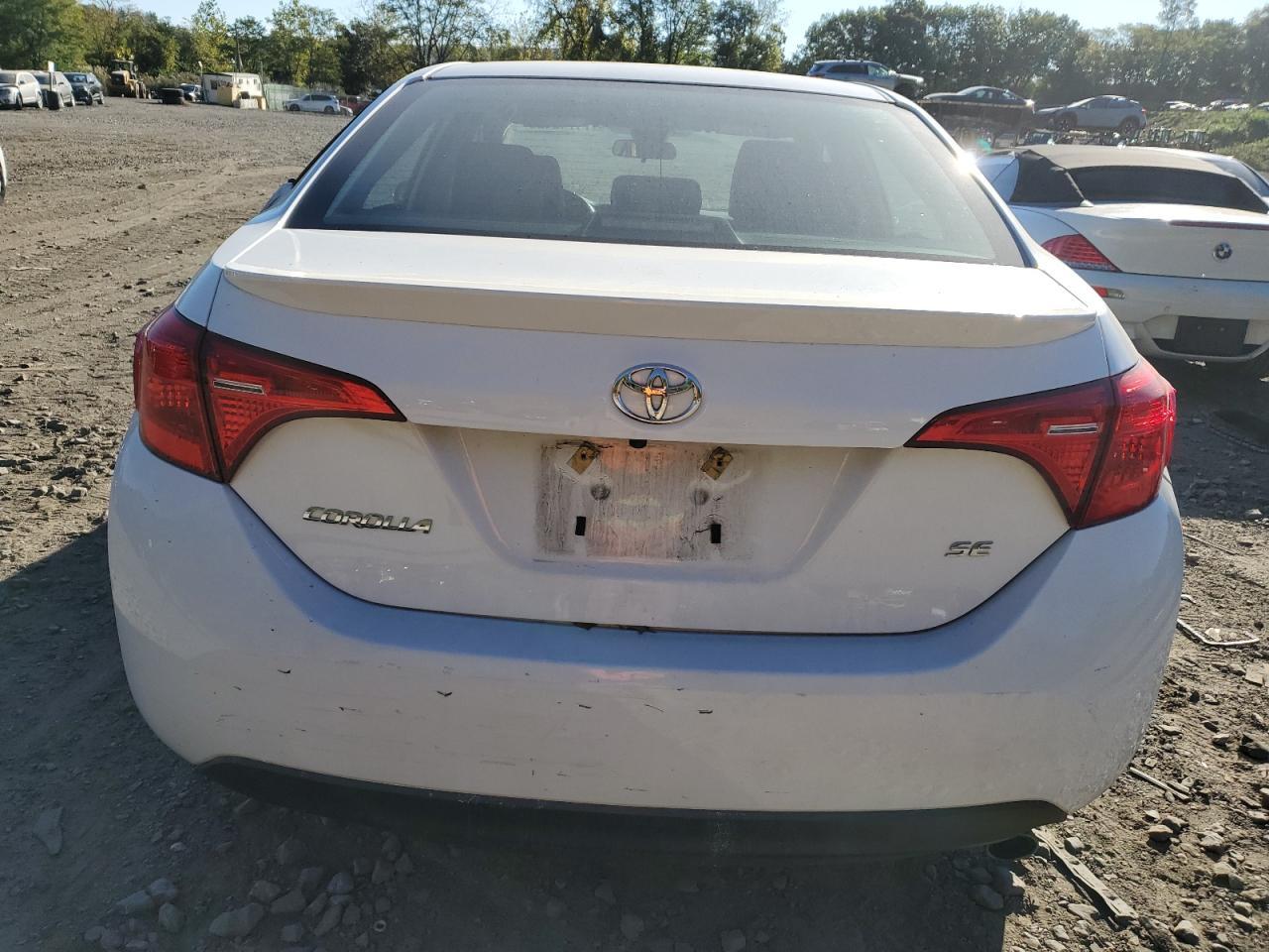 2019 TOYOTA COROLLA L - Image 6