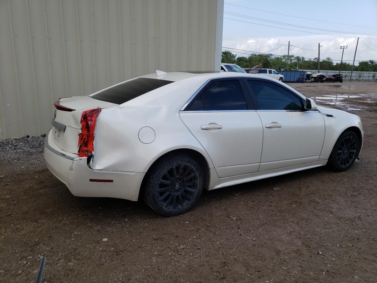 2011 CADILLAC CTS - Image 3