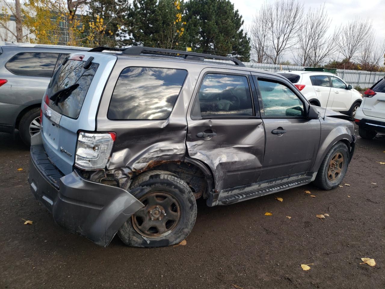 2010 FORD ESCAPE XLT - Image 3