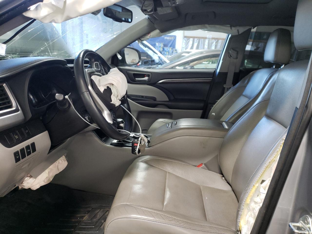 2015 TOYOTA HIGHLANDER - Image 7
