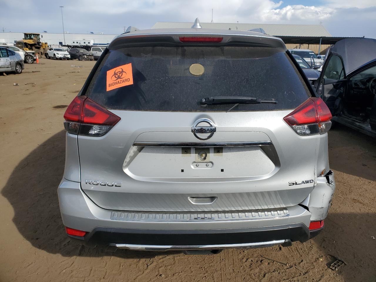2018 NISSAN ROGUE S - Image 6