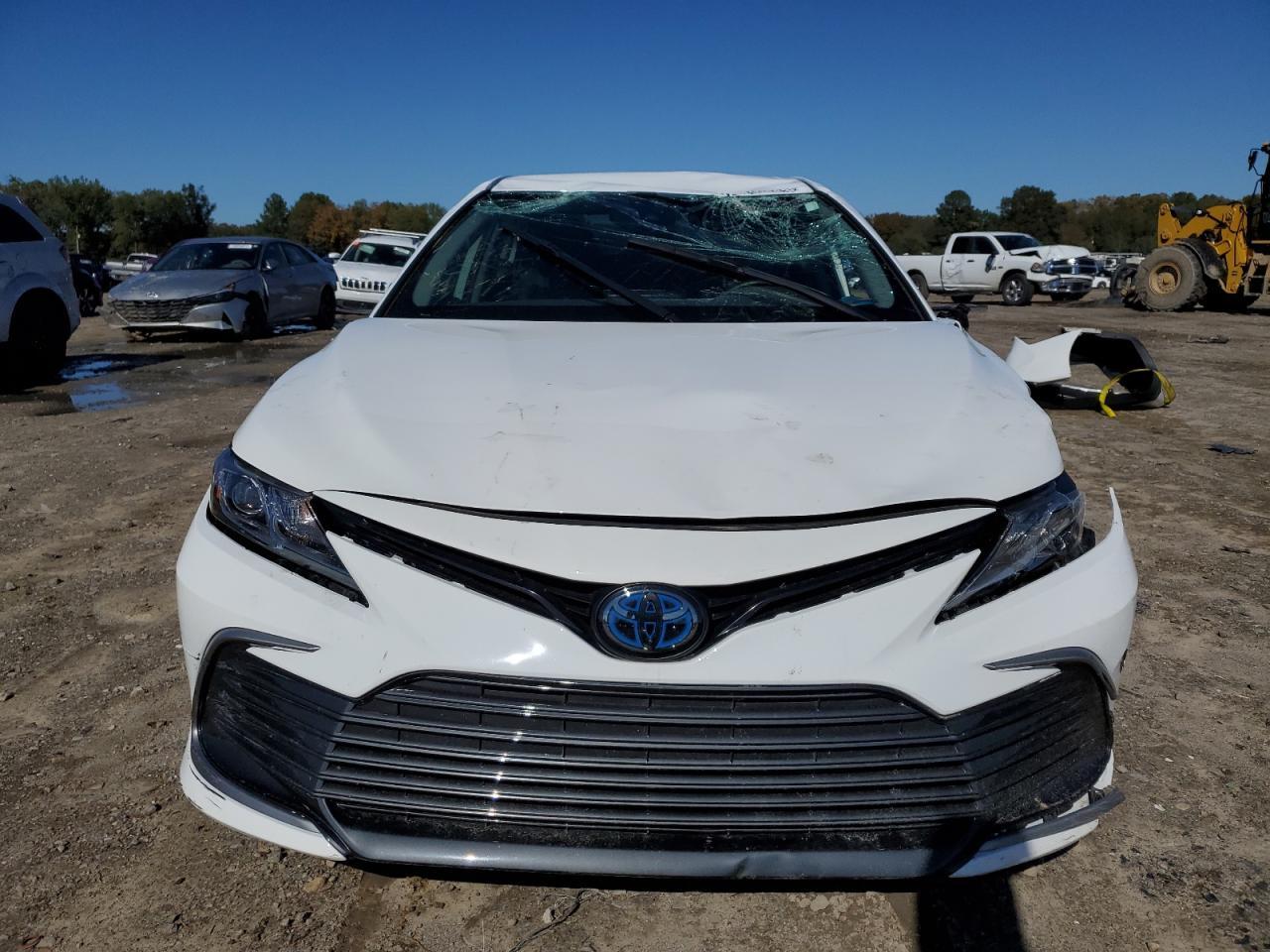 2023 TOYOTA CAMRY LE - Image 5