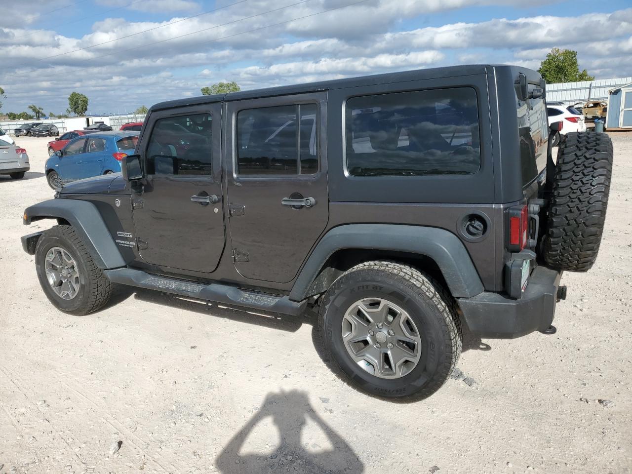 2017 JEEP WRANGLER U - Фото 2