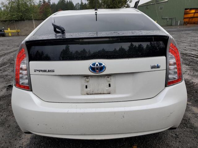 2013 Toyota Prius - Image 6