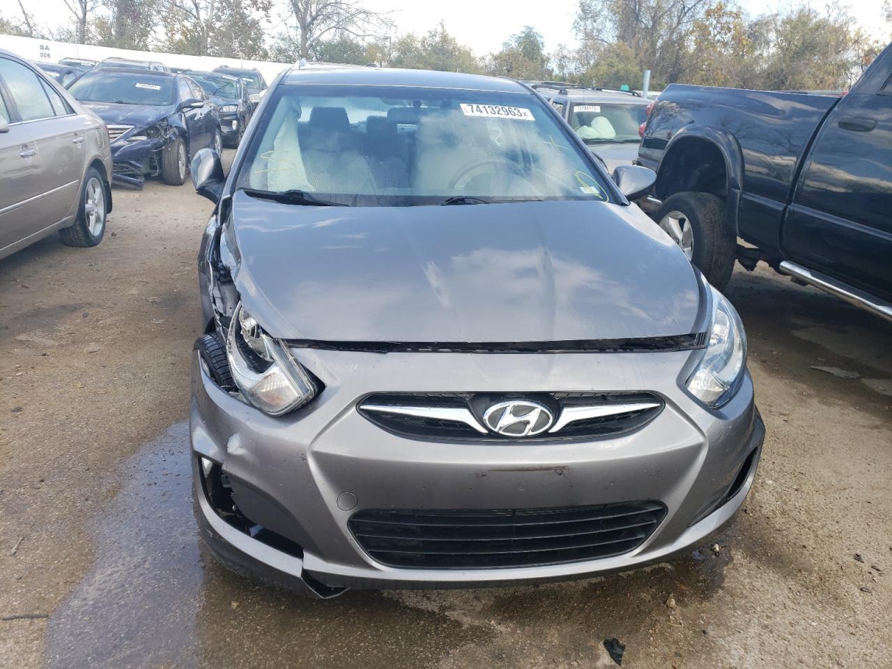 2014 HYUNDAI ACCENT GLS - Image 5