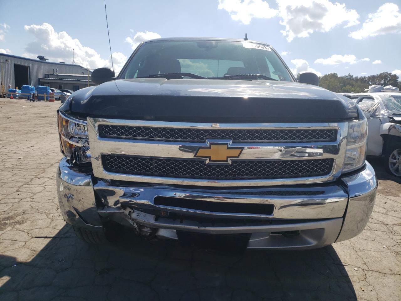 2013 CHEVROLET SILVERADO - Фото 5