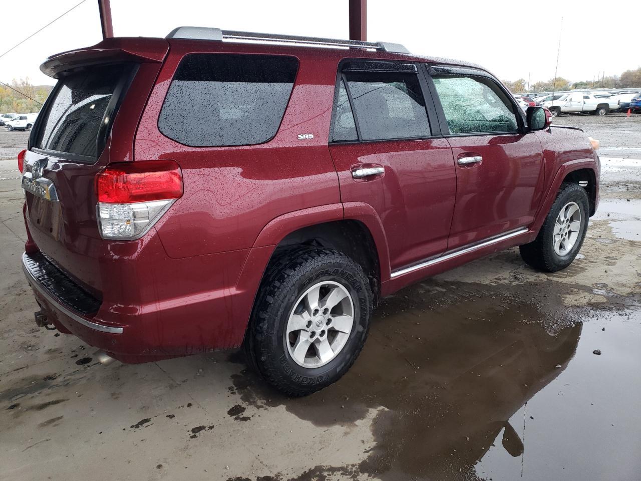 2011 TOYOTA 4RUNNER SR - Image 3