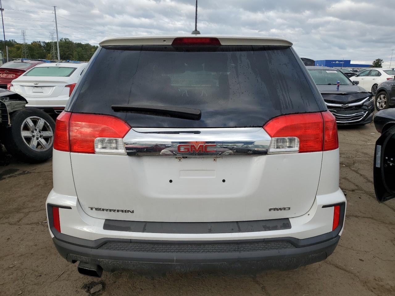 2016 GMC TERRAIN SL - Фото 6