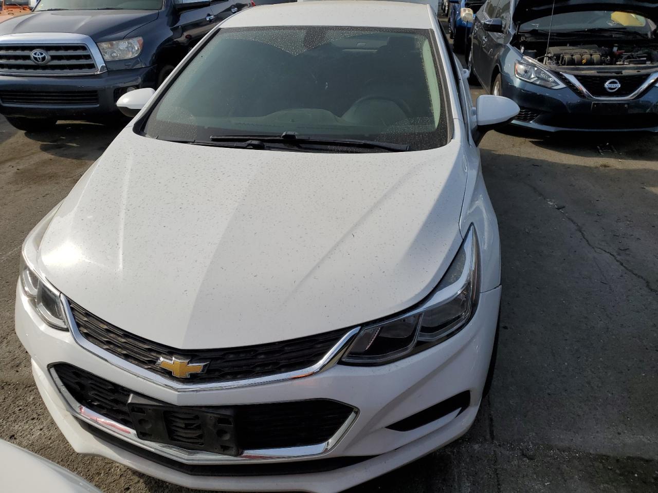 2017 CHEVROLET CRUZE LS - Image 5