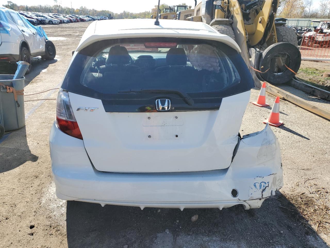 2013 HONDA FIT SPORT - Image 6