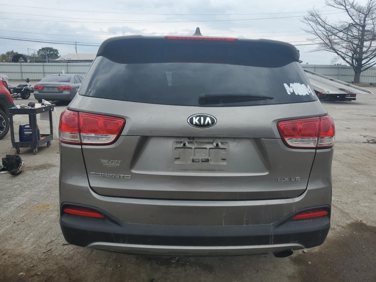 2016 KIA SORENTO EX - Image 6