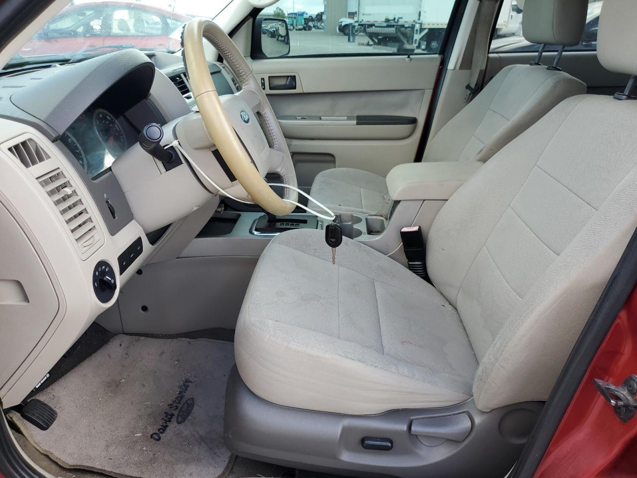 2010 FORD ESCAPE XLT - Image 7