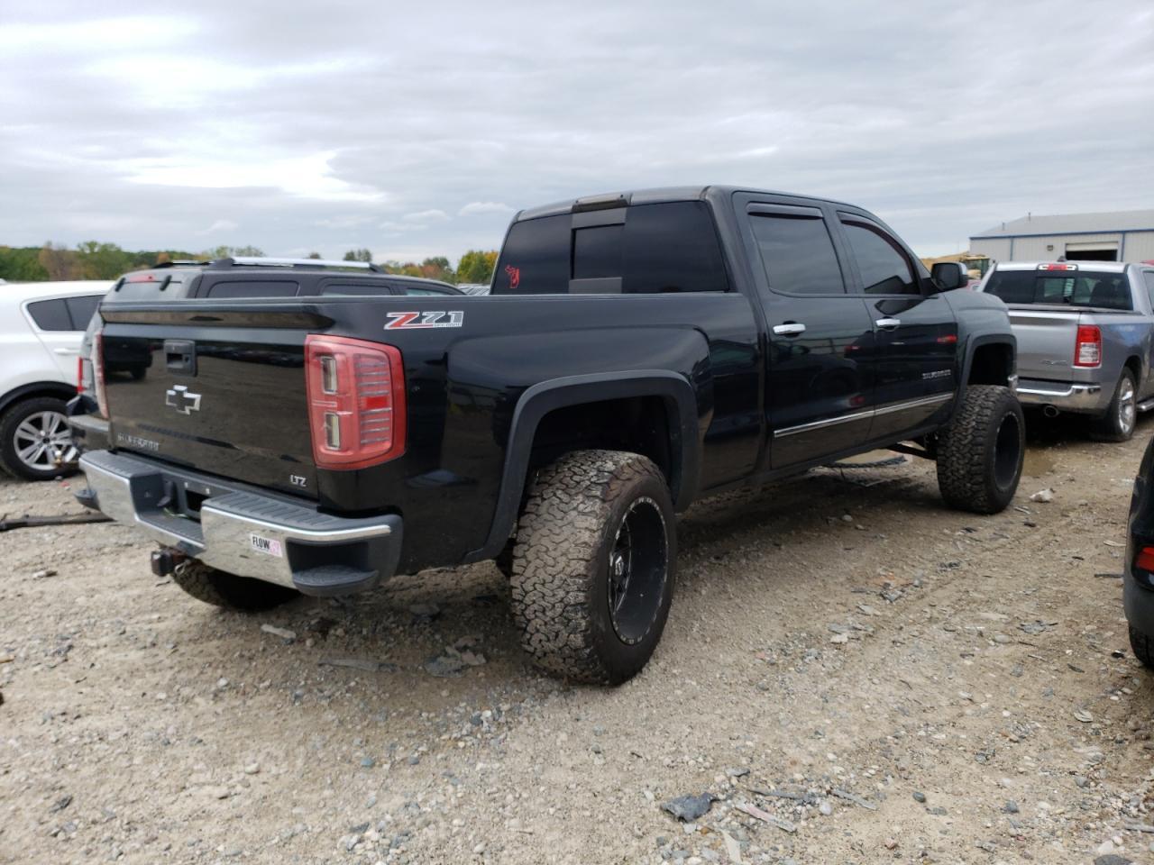 2014 CHEVROLET SILVERADO - Фото 3