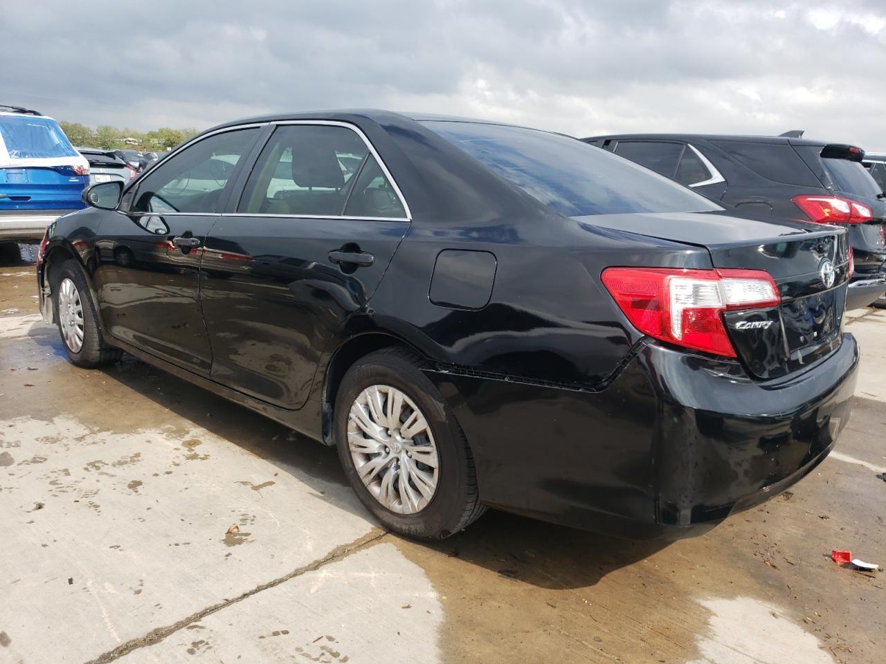 2014 TOYOTA CAMRY L - Фото 2