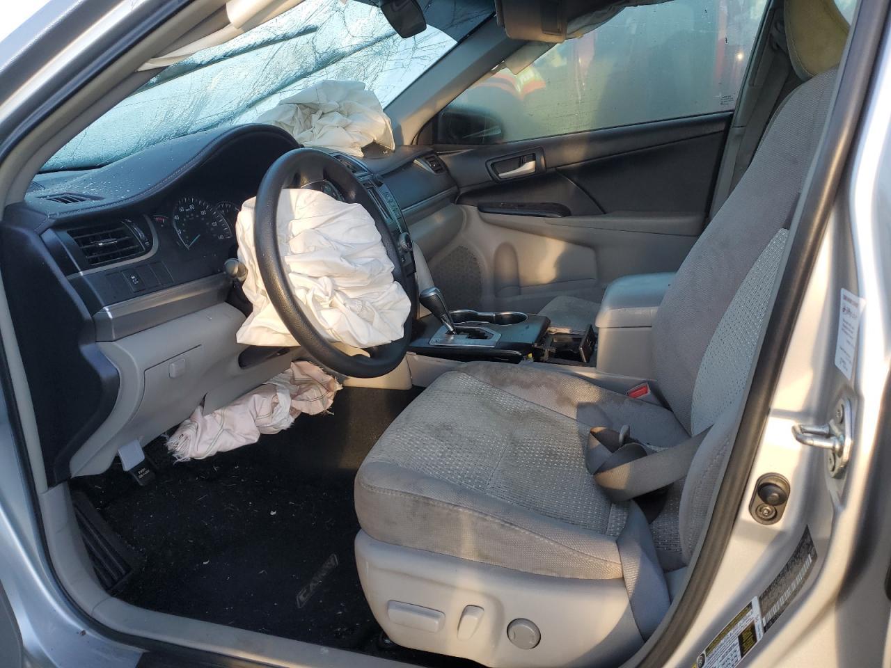 2014 TOYOTA CAMRY L - Image 7