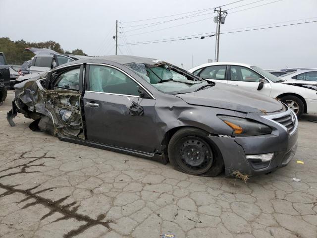2015 Nissan Altima 2.5 - Image 4