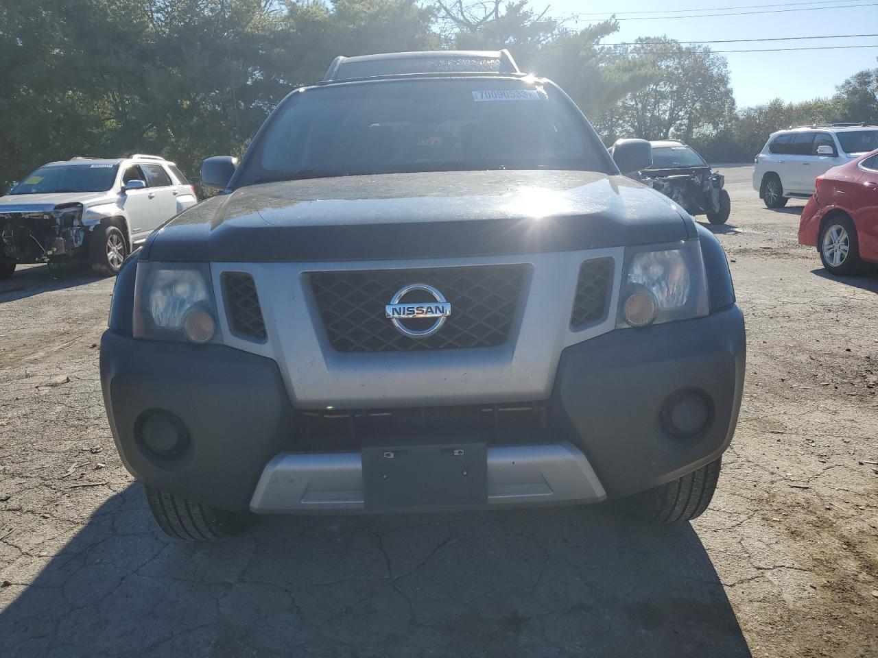 2013 NISSAN XTERRA X - Фото 5