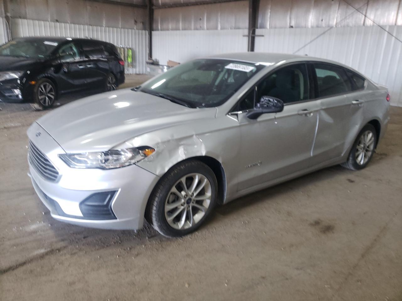 2019 FORD FUSION SE car image