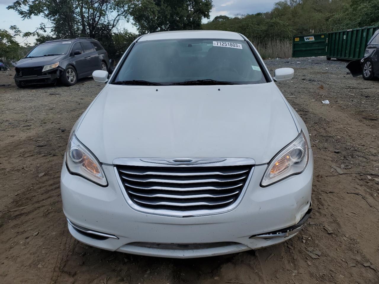 2013 CHRYSLER 200 LX - Фото 5