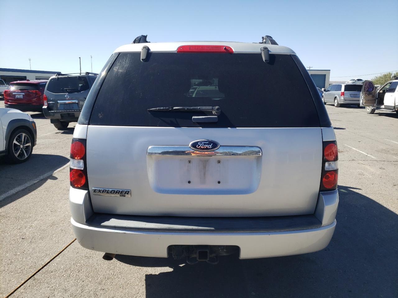 2010 FORD EXPLORER X - Фото 6