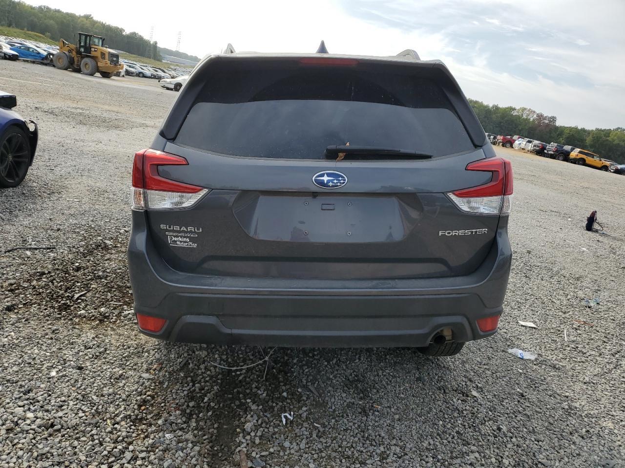 2021 SUBARU FORESTER P - Фото 6