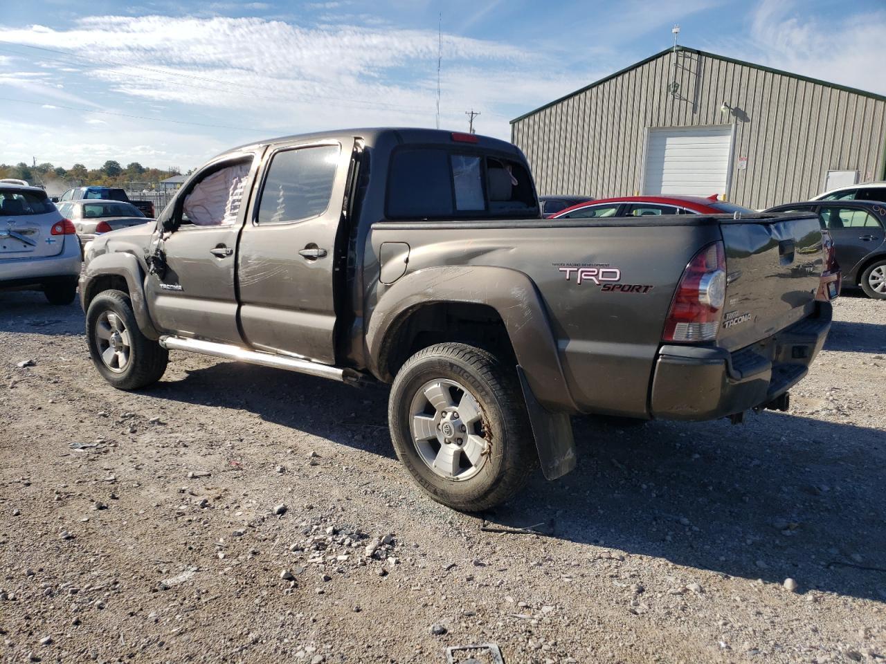 2013 TOYOTA TACOMA DOU - Image 2