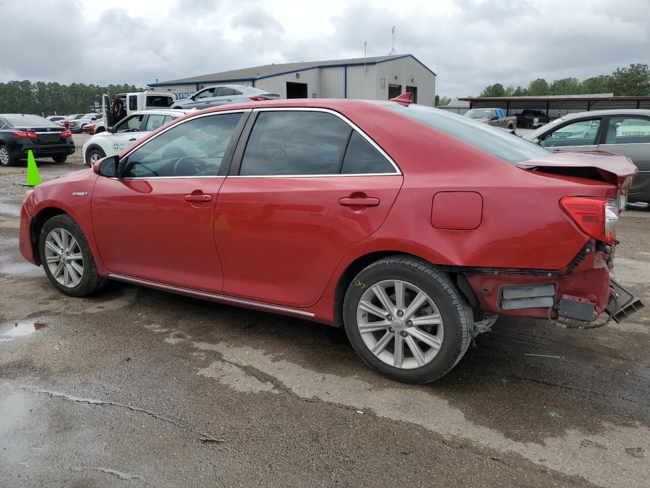 2012 TOYOTA CAMRY HYBR - Фото 2