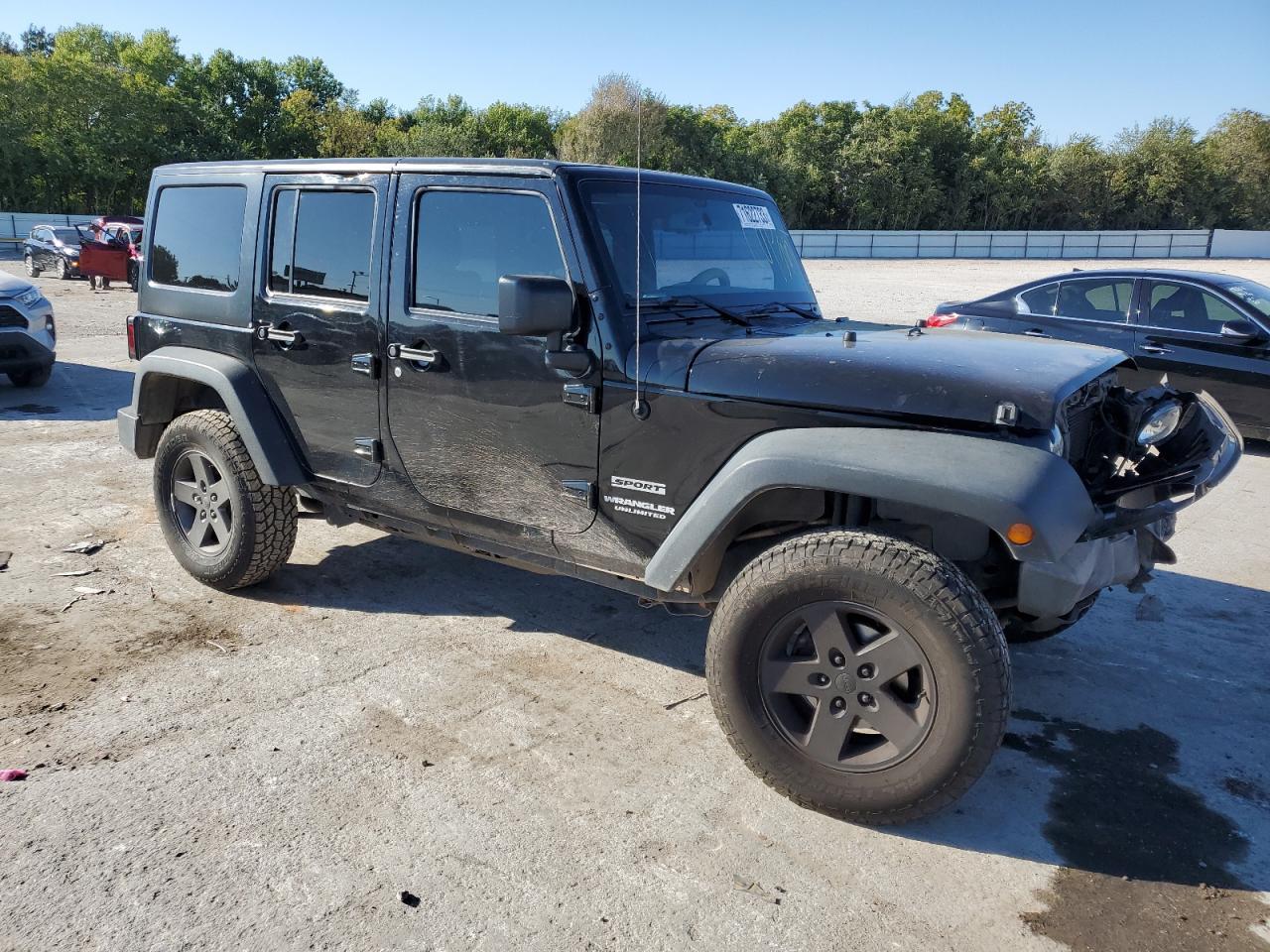2017 JEEP WRANGLER U - Image 4