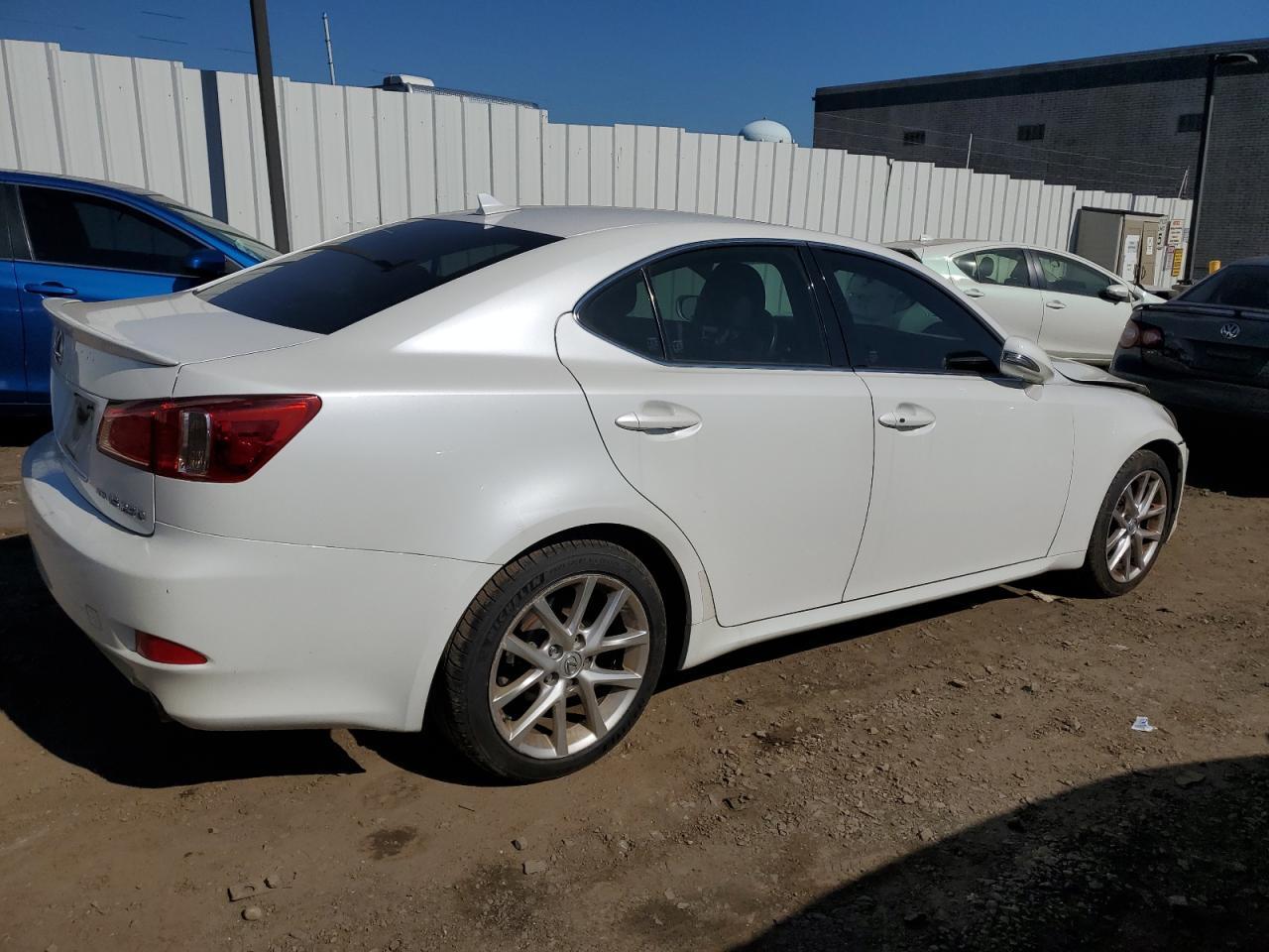 2011 LEXUS IS 250 - Image 3