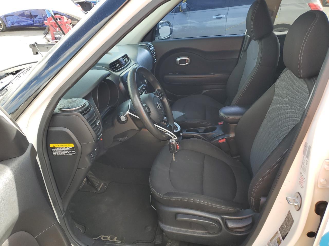 2019 KIA SOUL + - Image 7