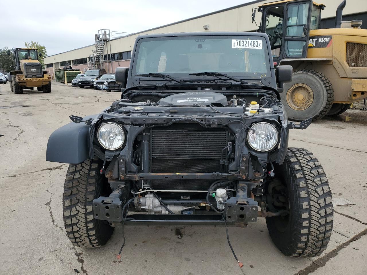 2015 JEEP WRANGLER U - Фото 5